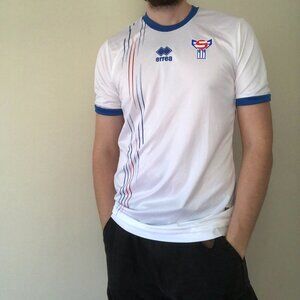 Errea Faroe Island Men's national football/soccer team jersey size XL